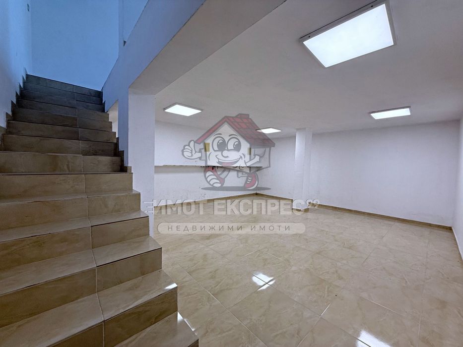 Магазини ново строителство, партер, за продажба, кв.Стадиона