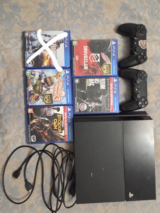 Продам ps4, fat.