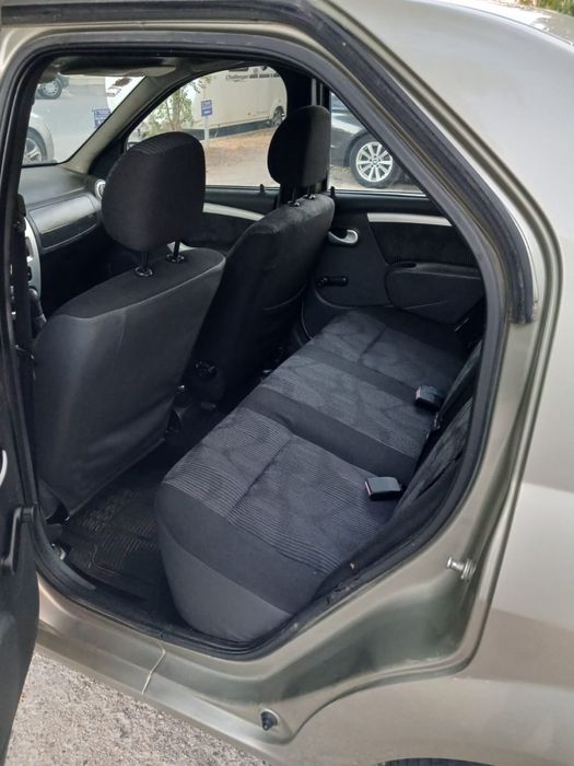 Dacia logan 1.4MPI model facelift AN FABRICATIE 2009 Alexandria • OLX.ro