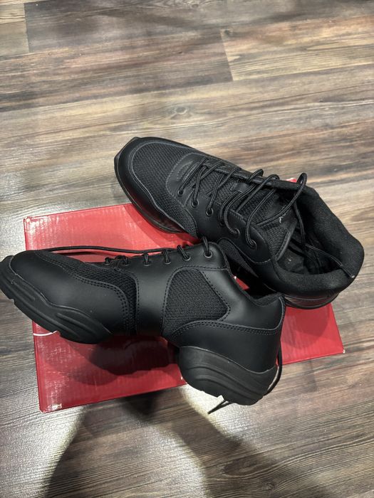 Оригинални обувки за танцуване  Capezio  Dansneaker