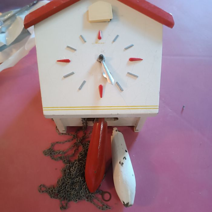 Кашпи за цветя в градината