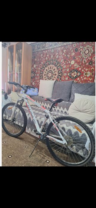 Продам велосипед Cronus