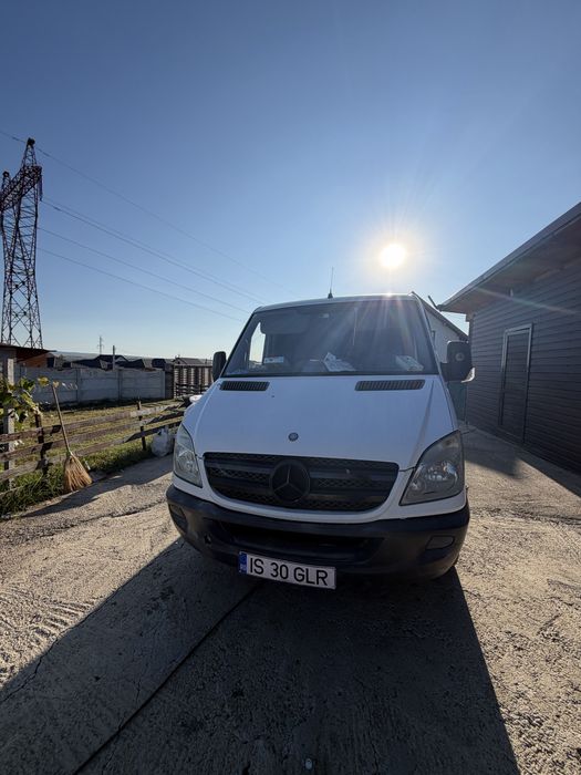 Vând mercedes sprinter 313 CDI