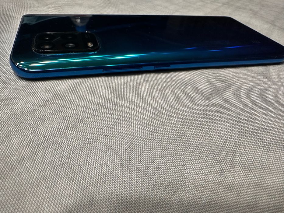 Продавам смартфон Mi 10 Lite 5G