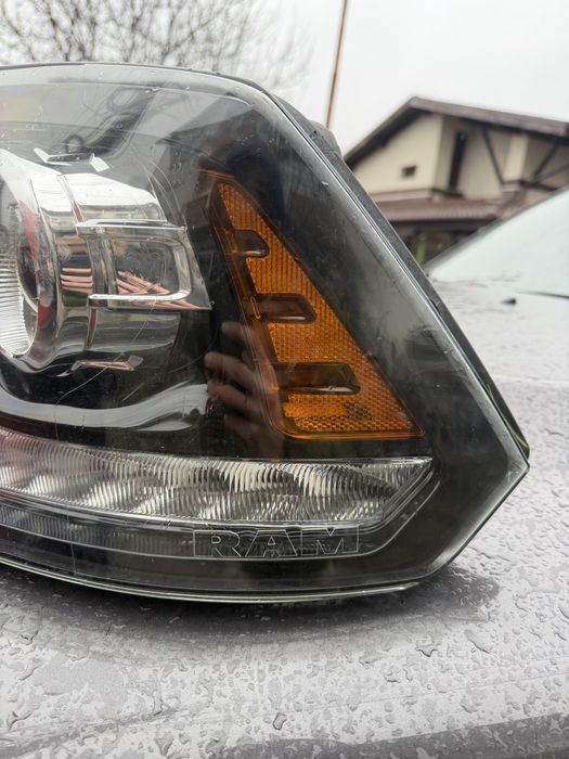 Оригинален фар за DODGE RAM 2021
