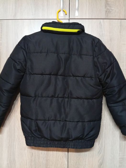 Дебело зимно яке, възраст 10-11г, ръст 140, цена 10лв