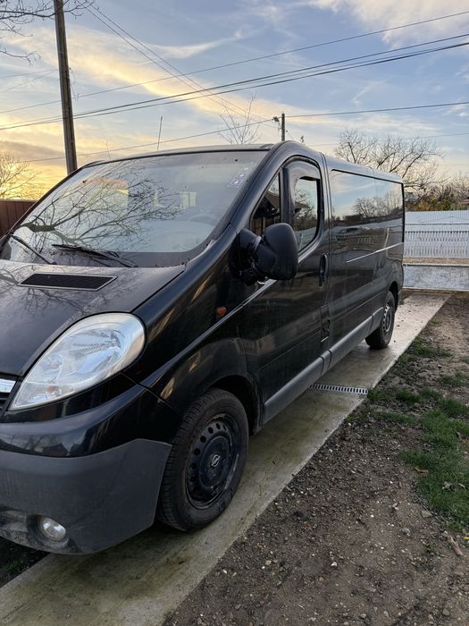Vand Opel Vivaro 5+1 XL