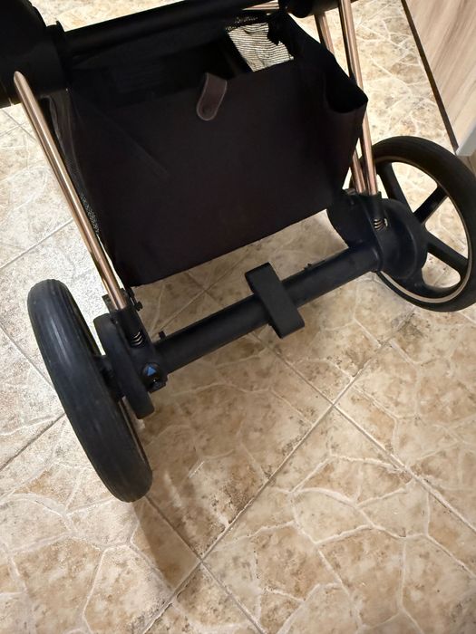 Cybex Spring Blossom e-Priam