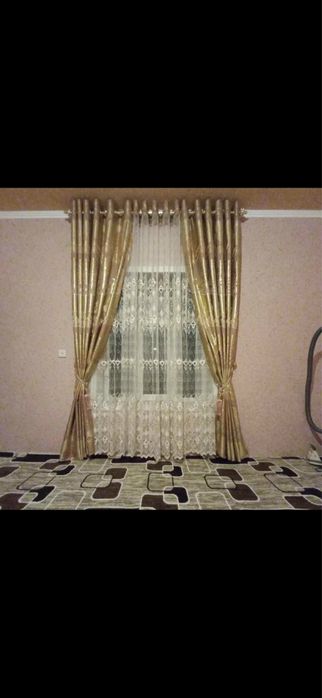 Срочно продаетсия дача в паркенте 12сотих 7комнот