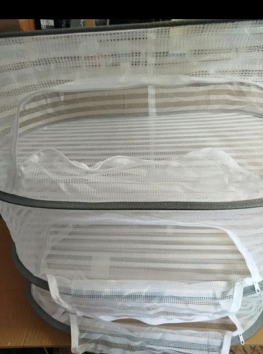 Мрежеста сушилня за билки