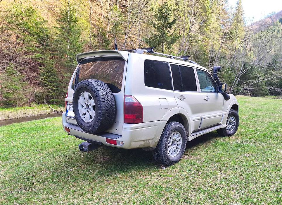 Mitsubishi Pajero MK3 3.2 DI-D – Autoutilitară – Pregătit pentru Off-Road / Overlanding
