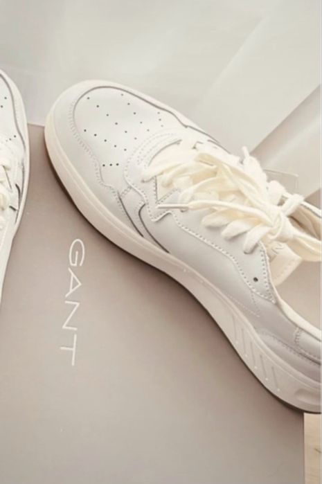 Adidasi Premium GANT nr 44 stare excelenta pret fix