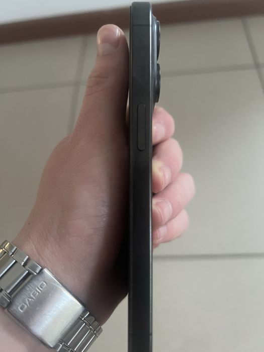 Продам 15 про срочно