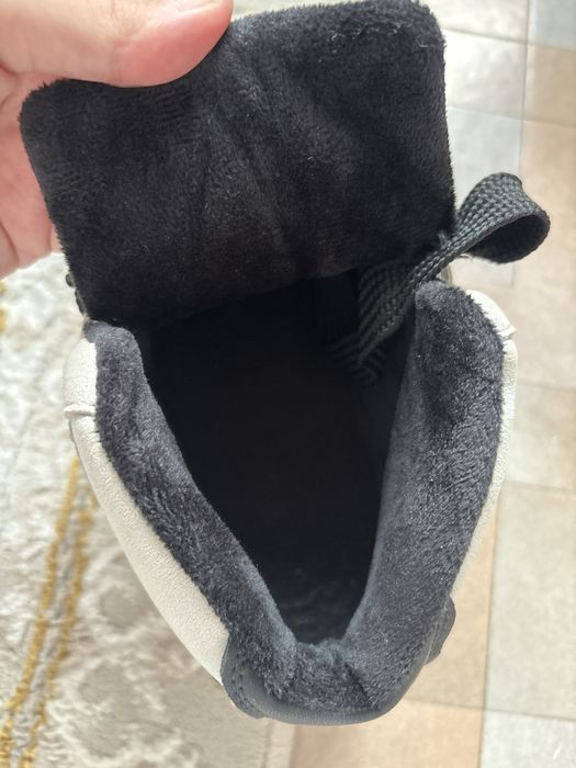 кроссовки кампусы с флисом