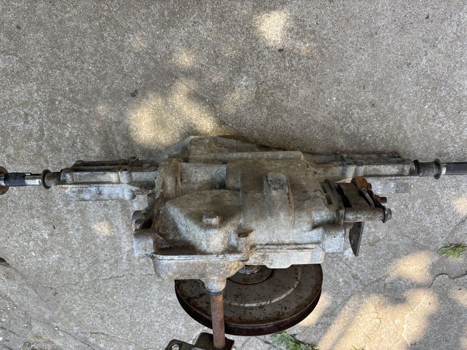 Тракторна косачка скоростна кутия,заден мост