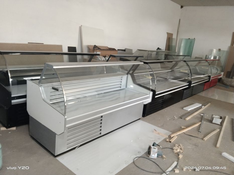 витрина холодильник