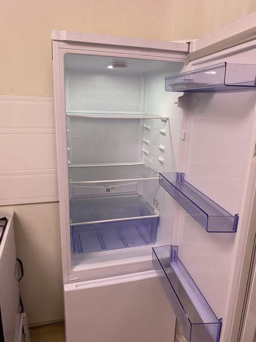 Холодильник бренд Беко