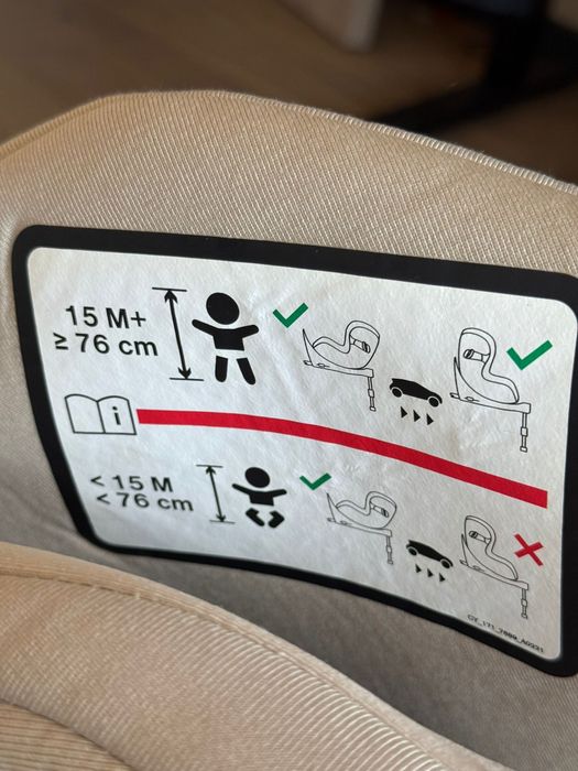 Scaun auto pentru copii 2-4 ani