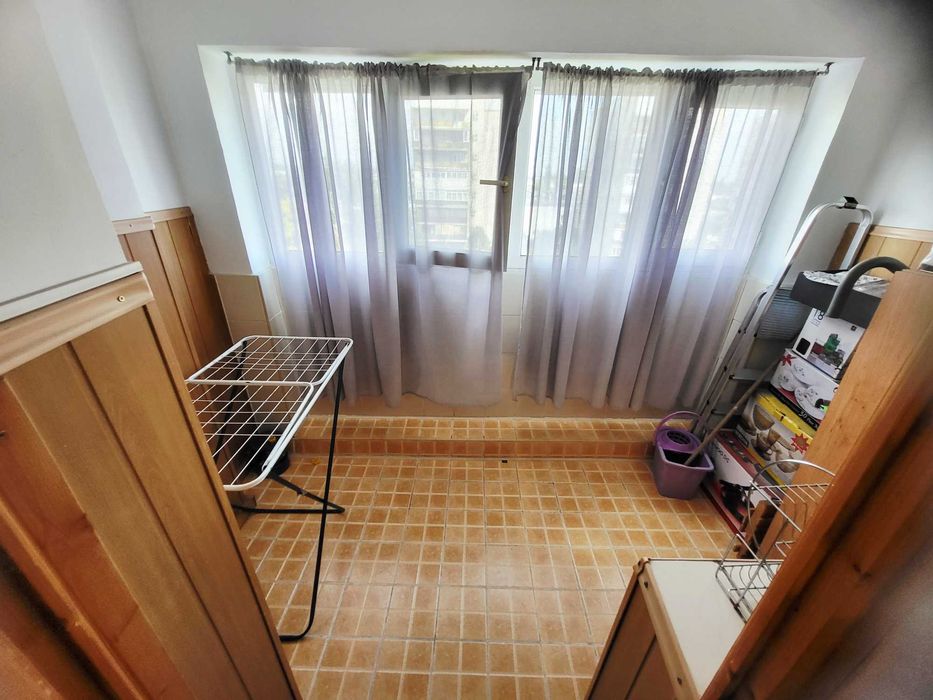 ***PROPRIETAR*Apart. 2 camere*Decomandat*60 Mp*Et. 5 / 10*Constr. 1985*Sud*Bdl. Bucuresti***