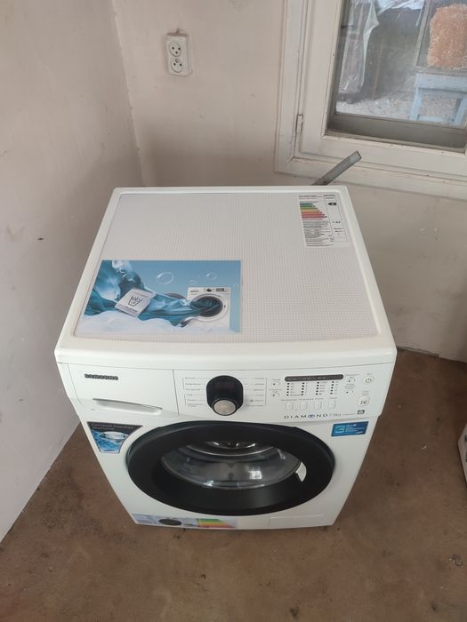 Стиральная машинка Samsung 7kg полноразмерная
