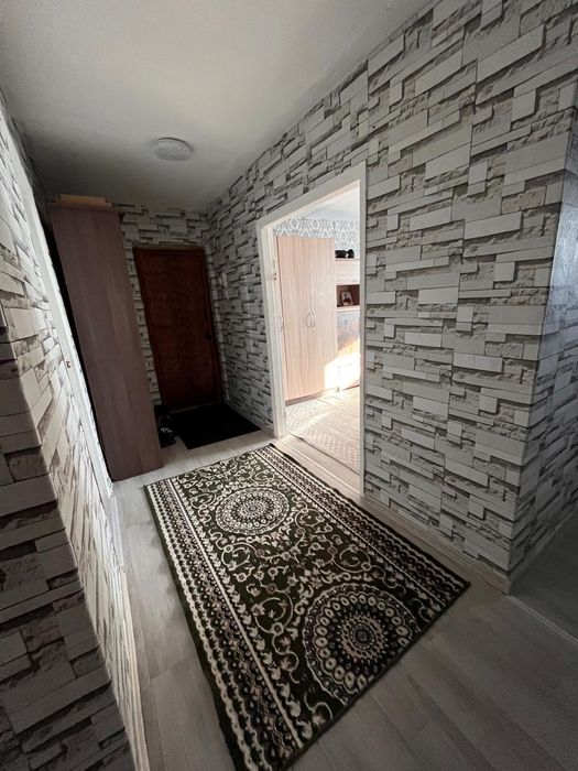 Продаётся 3-комнатная квартира Ауэзова 57