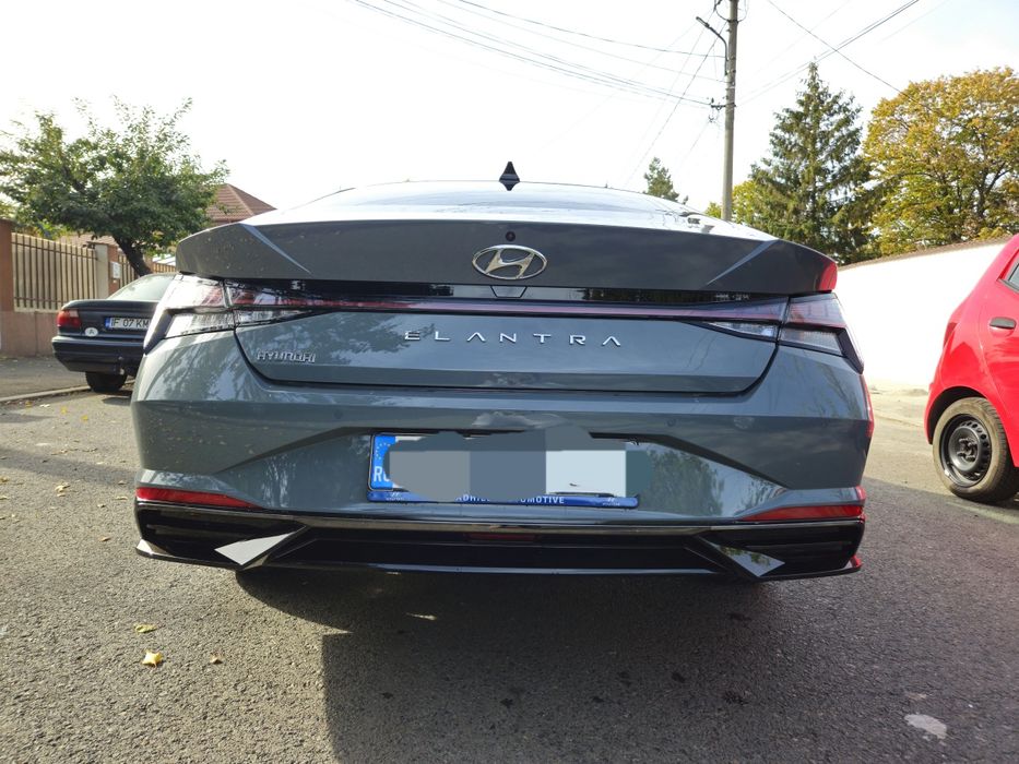 Hyundai Elantra 2021 - Highway 1.6 123 CP - stare foarte buna