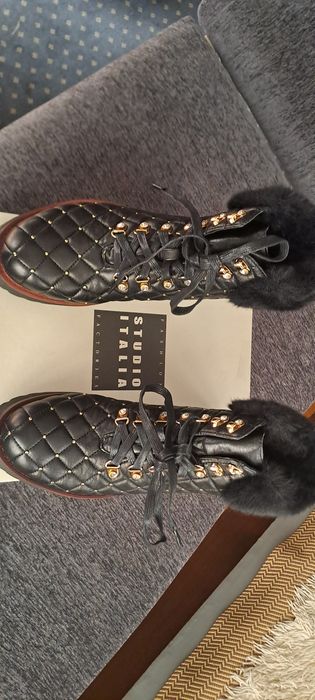 Дамски зимни  боти