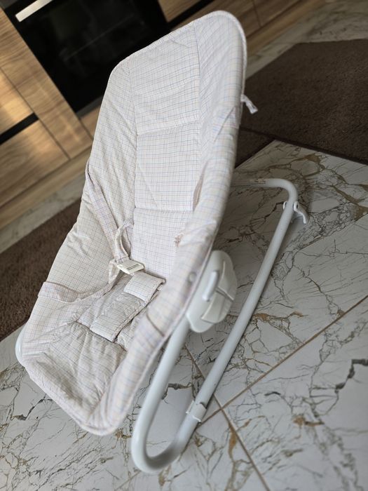 Детски шезлонг + 2 детски възглавнички