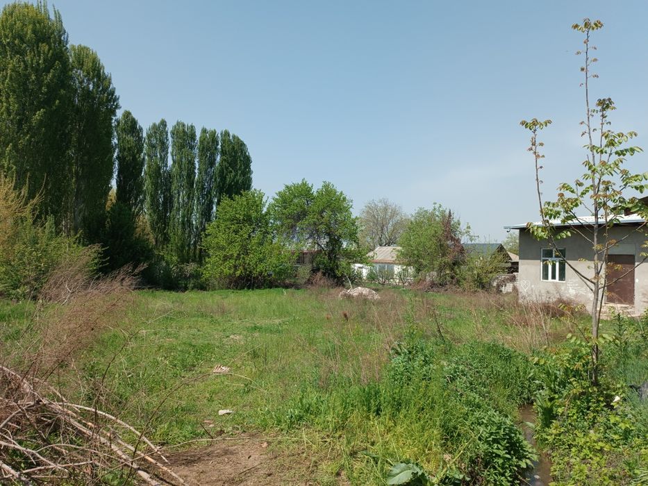 Срочно Участка сотилади М39 трасса буйи Тошкент в. Янгийул т. 12 сотих