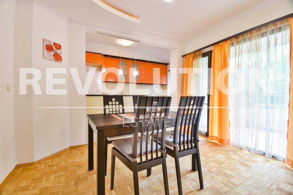 Дава се под наем Четиристаен апартамент в София, Малинова долина - 120 кв.м за 1000 € - Снимка #3