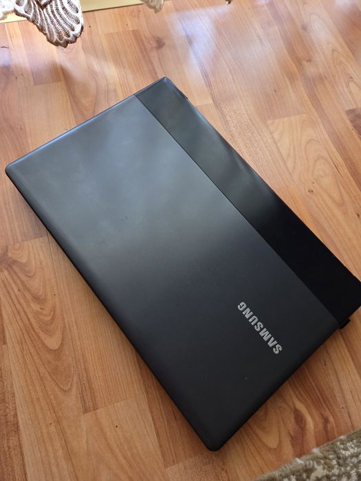 Laptop samsung foarte bun