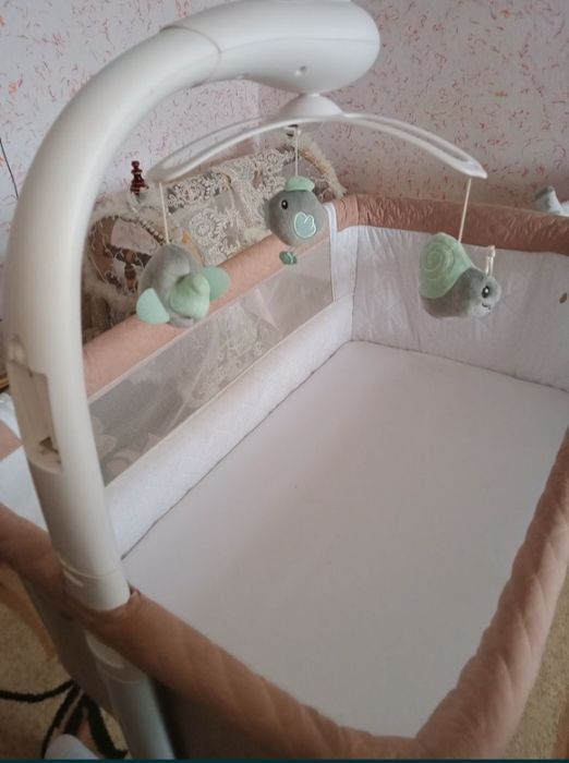 Электрическая люлька для новорождённого | Отличное состояние