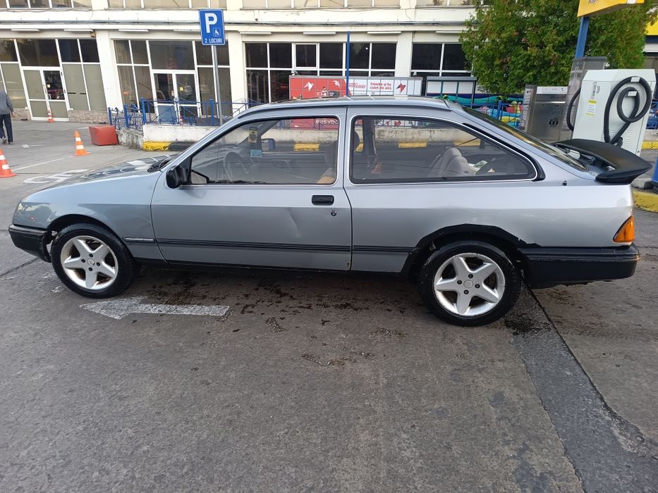 Ford Sierra Mk1 86 2.3 diesel hatchback