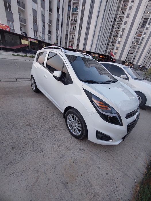 spark sotiladi 2020 avtomat 4