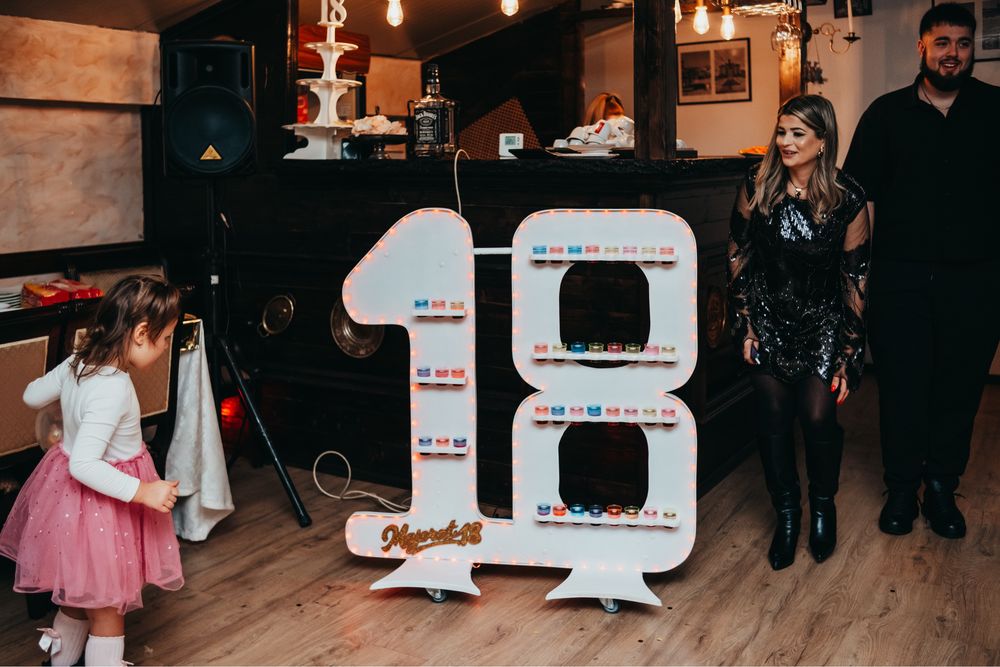 Tort de shot-uri 18 ani