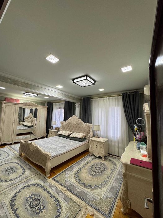 Продам 4х комнатный банковский дом Чилонзар Ц