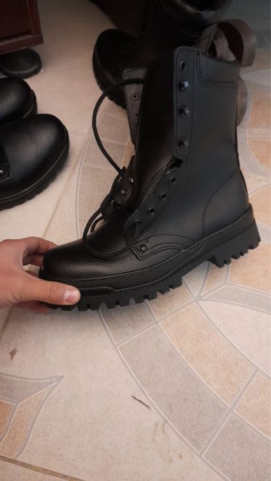 Продам берцы