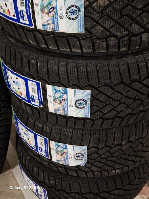 275 35 20 Sonix999 2бр Ling long srb 2бр Замъка Ямбол