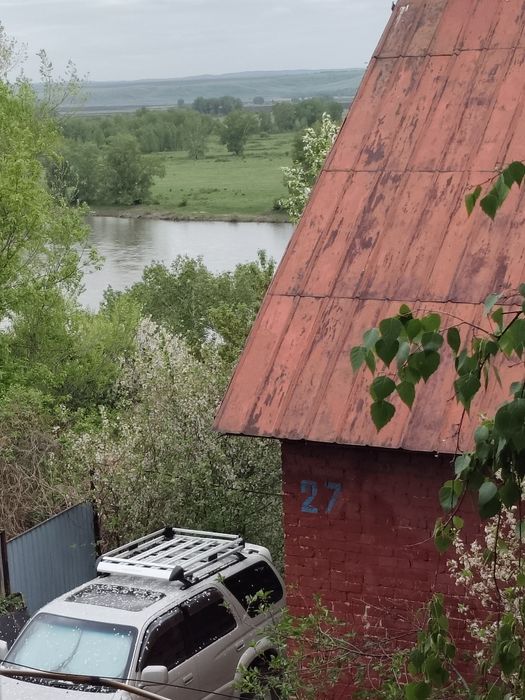 Срочно! Дача у реки — кирпичный  дом 78 м², 2 уровня и баня