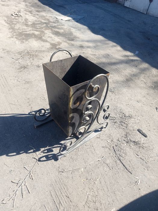 Урна металлическая