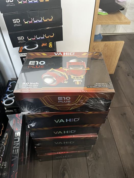 Услуги на автоелектрик. Монтаж на Android, монтаж на лещи за фарове