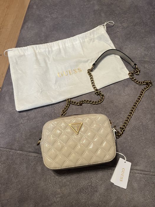 Продаю сумку GUESS