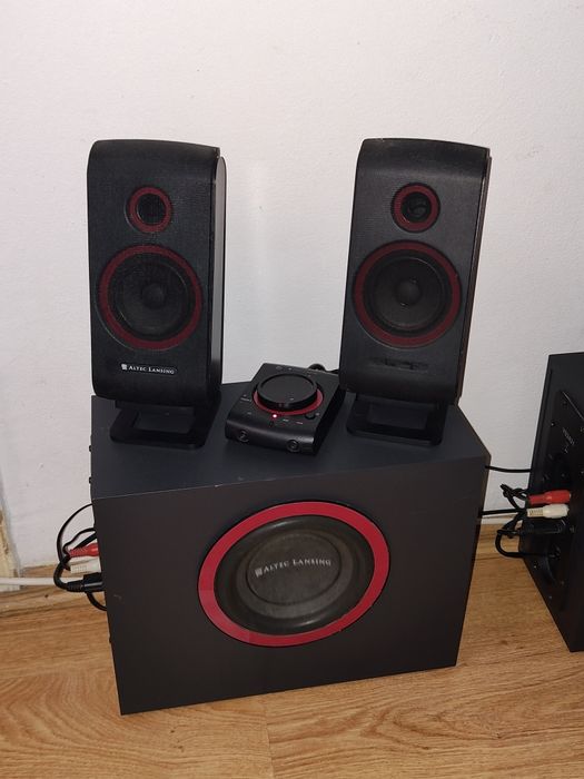 Vând 2 sisteme de boxe Altec Lansing