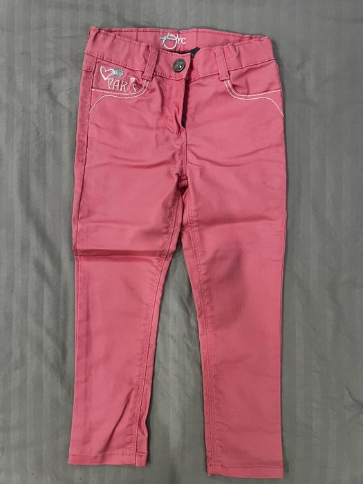 Джинсы штаны модные на девочку 3-7 лет