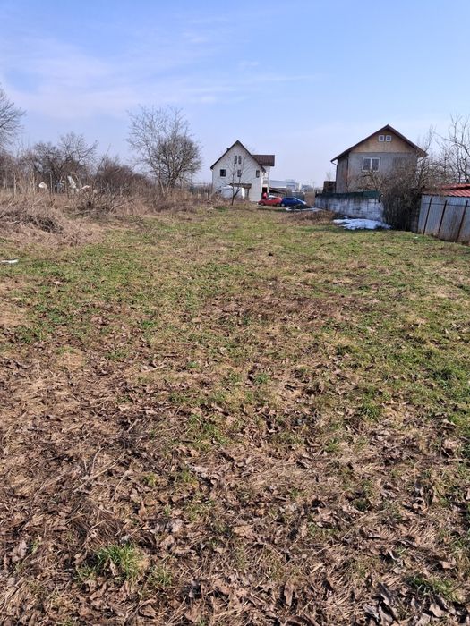 Teren intravilan 1600