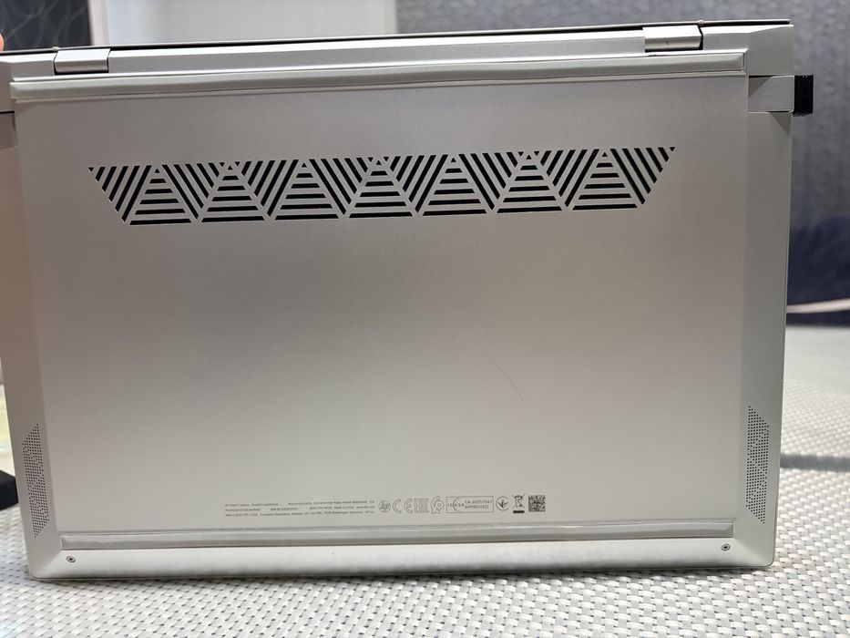 HP Envy 13-AQ0002ng | Intel Core i7 | 8 GB RAM | 500 GB SSD | Windows 11