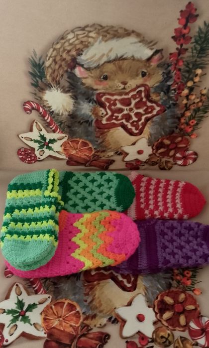 Продам вязаные чешки