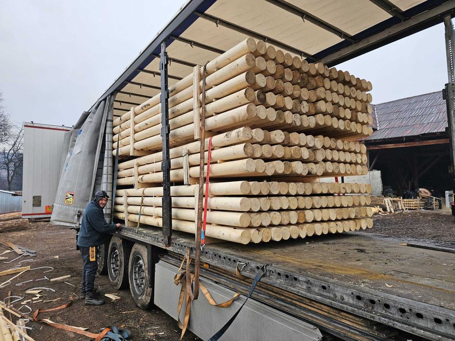 Stalpi din Lemn Calibrat Tratat sau Natur cu Livrare Oriunde in Tara!