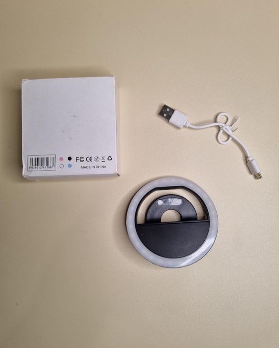 Мини кольцевая лампа для телефона.