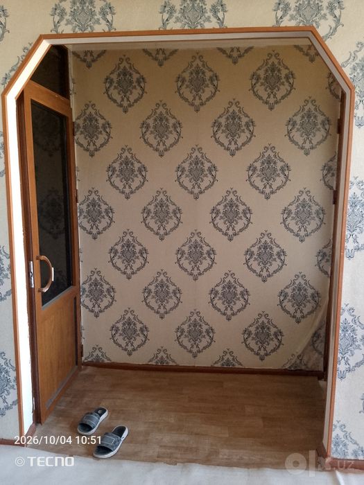 Квартира сотилади 2 хонали мебилари бн 23000$ озгина ками бор заканал